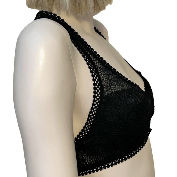 Sexy Victoria's Secret Bra Bralette Lacy Padded unwired Black Racerback - Picture 4 of 11